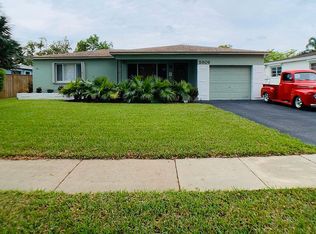 5606 Madison St, Hollywood, FL 33023