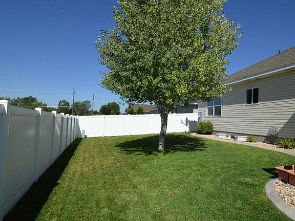 5th image of 5790 La Quinta Dr