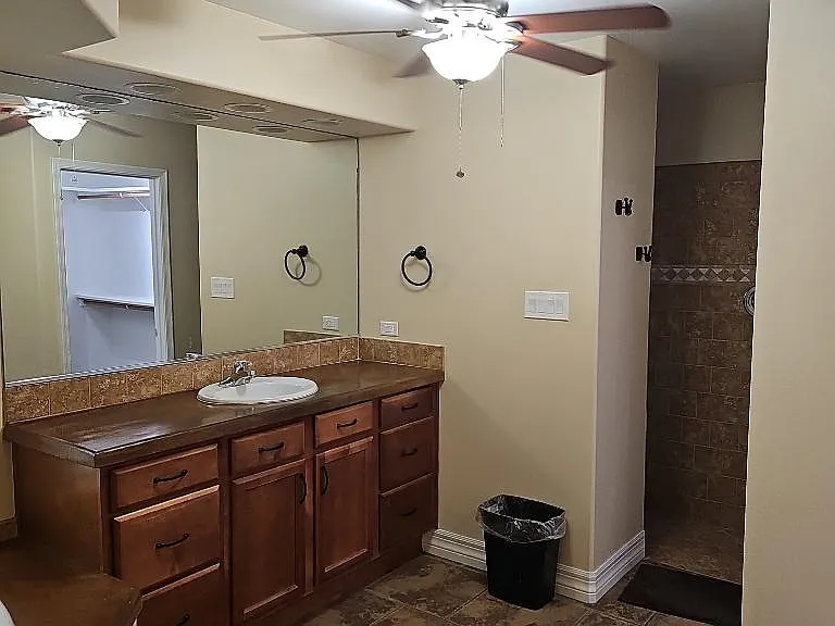 11801 E Eclipse Ct — Photo 12