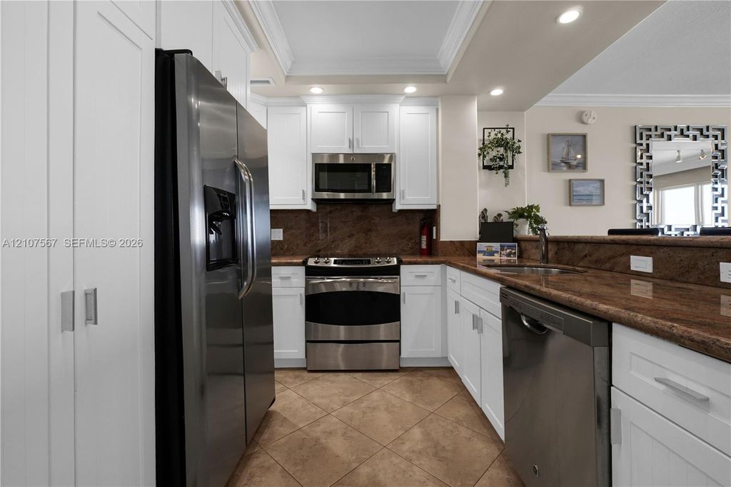 133 N Pompano Beach Blvd #Penthouse 6, photo 8