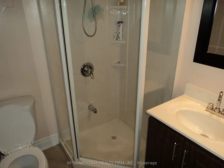 197 Dundas St E #2B — Photo 7