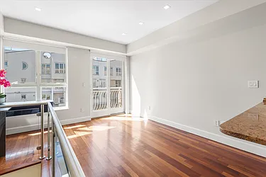 Sold by High Class Realty SB LLC