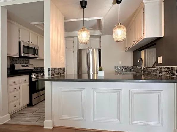 2229 Cahuilla St, Colton, CA 92324