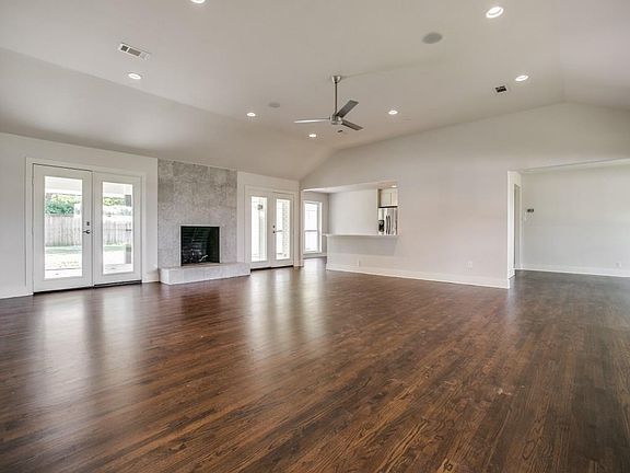 4th image of 7116 Midbury Dr