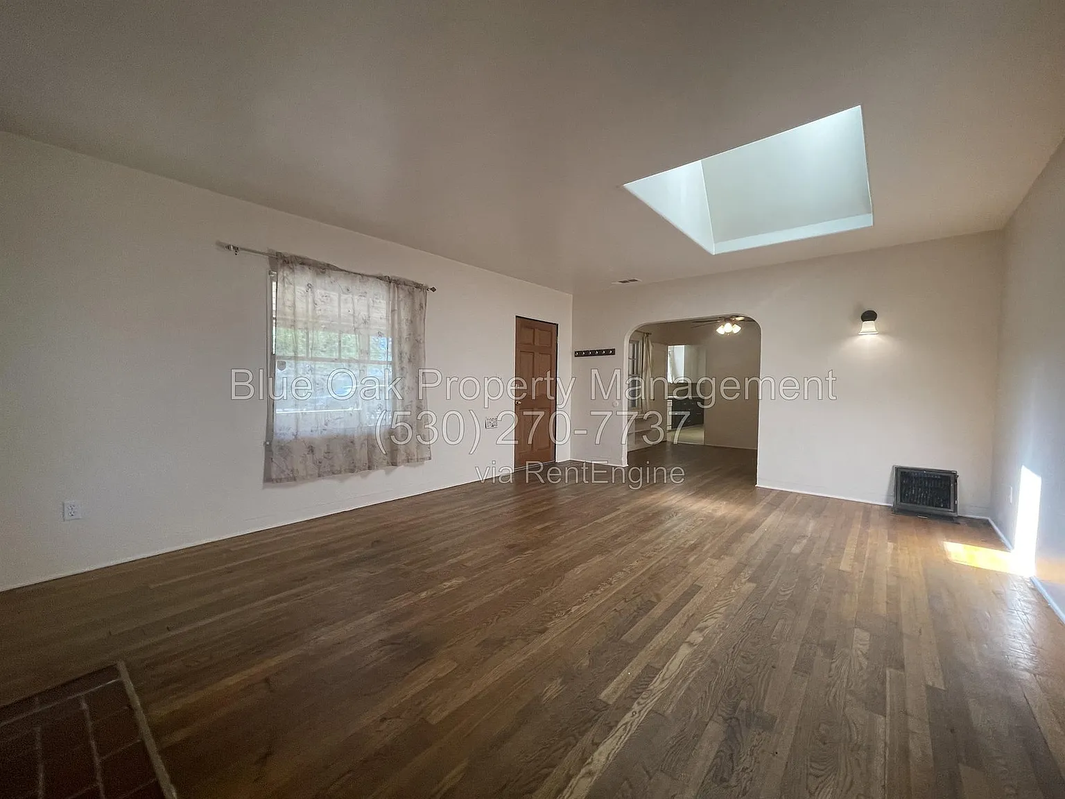 3 bed, 2.0 bath, 1376 sqft, $1,900 — Photo 3