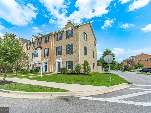 11825 Saint Linus Dr, Waldorf, MD 20602