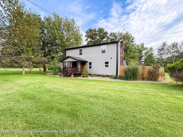 18220 Q Dr N, Marshall, MI 49068