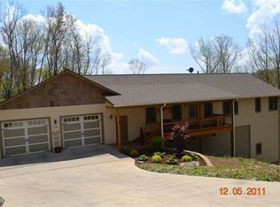 200 Meadow Ave, Banner Elk, NC 28604