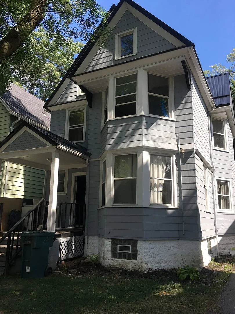 68 Edmonds St — Photo 1