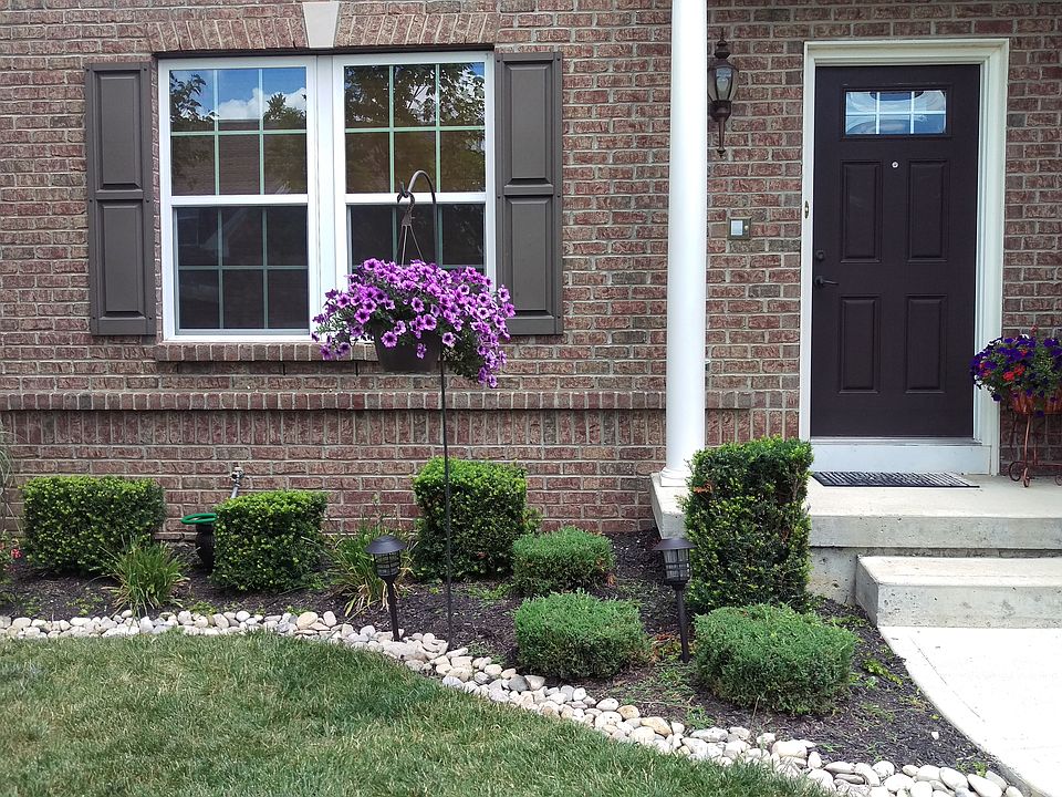 1st image of 9451 Oak Brook Dr