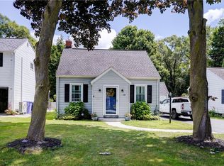 28 Fenton Rd, Rochester, NY 14624