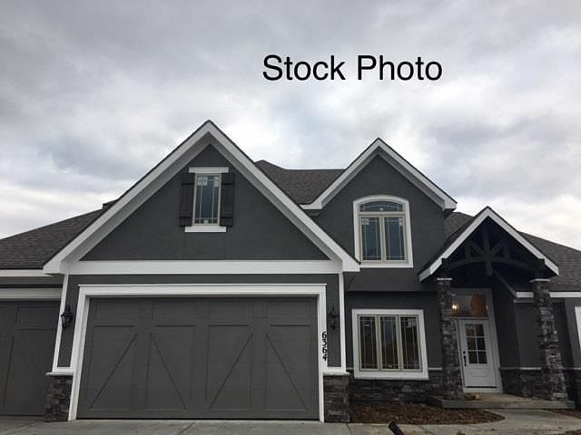 2nd image of 14838 Thousand Oaks Pl