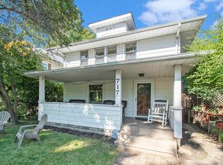 717 Riverside Dr, South Bend, IN 46601