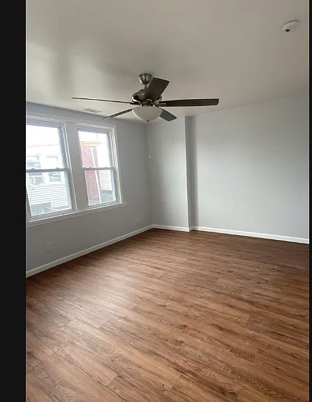 1800 73rd Ave — Photo 11