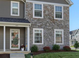425 Springwood Dr, Lebanon, PA 17042