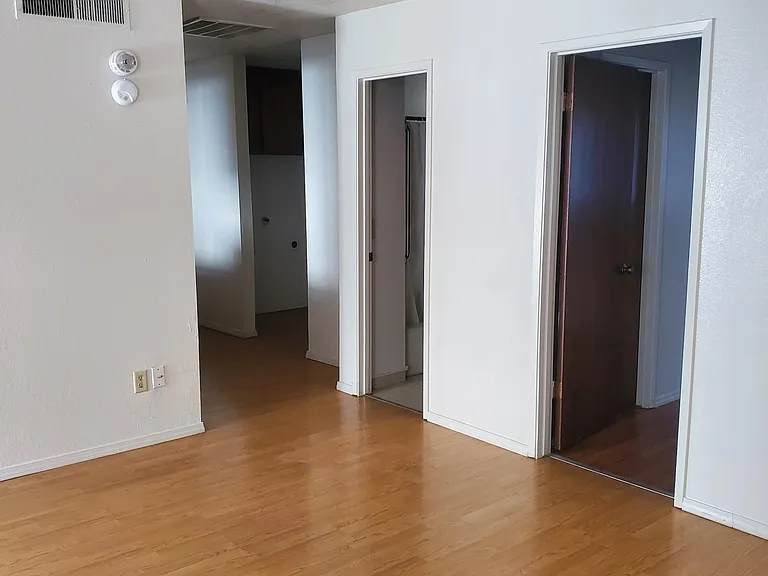 325 Pearson Dr #3 — Photo 2