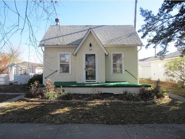 1st image of 319 S Jefferson Ave