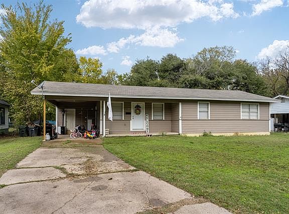 3rd image of 408 W Overlook Dr