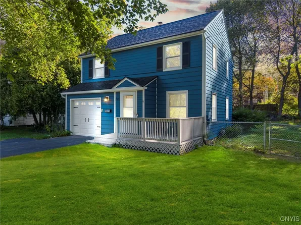 1301 Comstock Ave, Syracuse, NY 13210