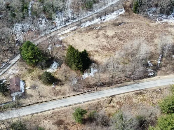 2765 Old State Rd, Brookville, PA 15825