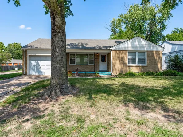 6004 E 2nd St N, Wichita, KS 67208