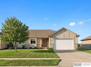 1306 Autumn Rd, Hickman, NE 68372