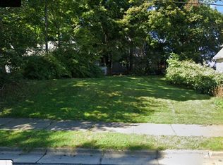 68 Roberts St, Johnson City, NY 13790