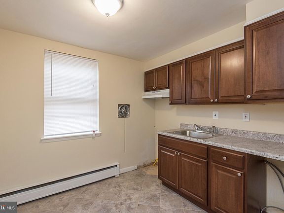 5th image of 5901 Houghton St