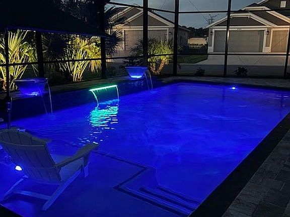 Saltwater Pool/Led Lights