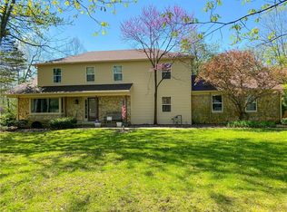 6721 Woodridge Dr, Avon, IN