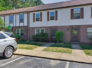 285 Merrimac Trl APT 62, Williamsburg, VA 23185
