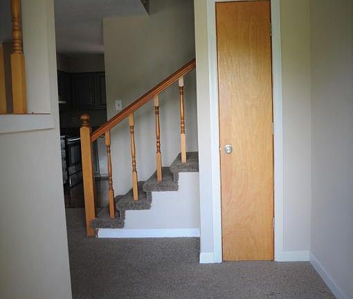4th image of 7427 Foxglove Ln #2