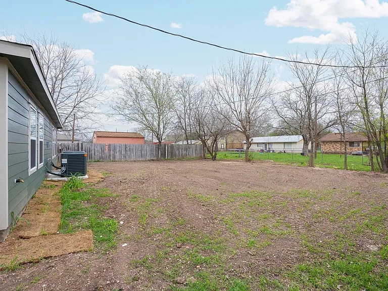 1143 Magnolia St #A — Photo 18