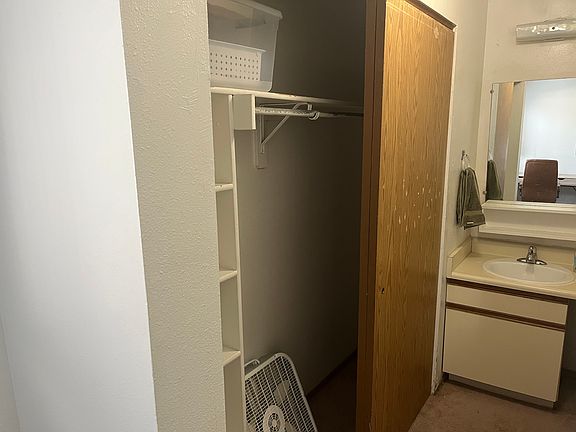 5th image of 1509 23rd St APT 2