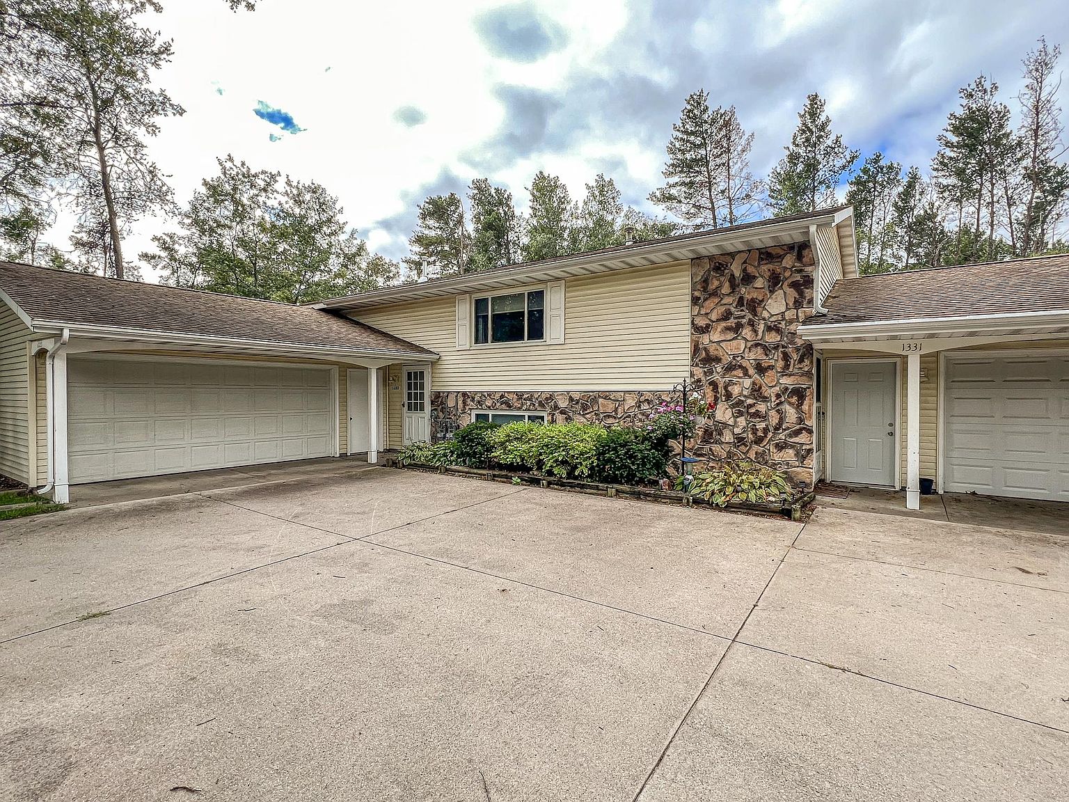 1333 Fox Ln, Plover, WI 54467 Zillow