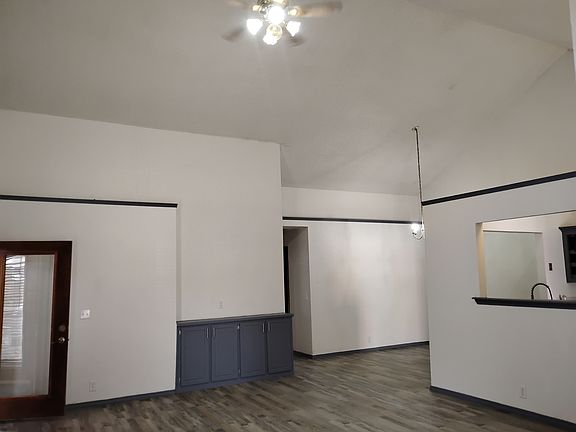 5th image of 12713 Meadows Dr