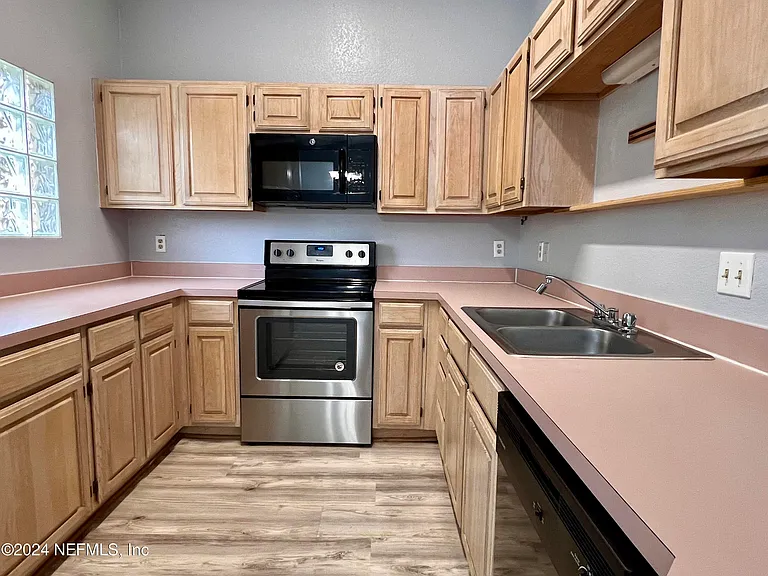10150 Belle Rive Blvd #904 — Photo 8