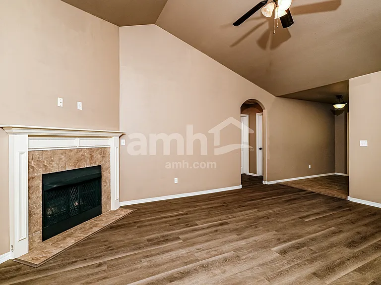 11078 N 114th East Ave — Photo 8