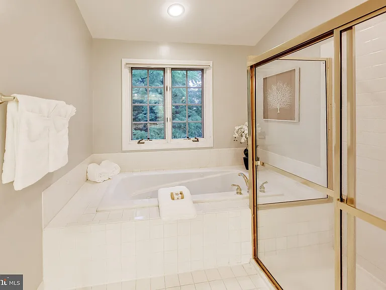 8026 Kidwell Town Ct — Photo 22