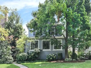 1015 Greenwood Ave, Wilmette, IL