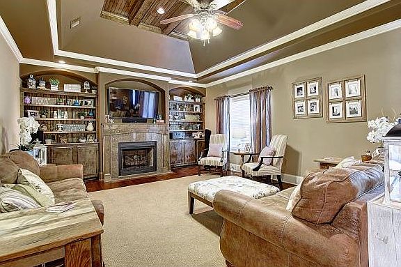 4th image of 333 Settlers Way