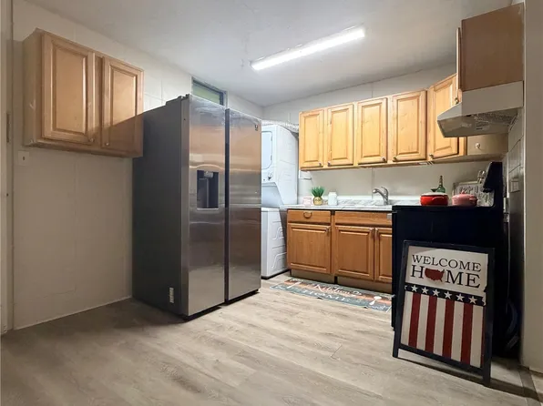95-2048 Waikalani Pl APT D106, Wahiawa, HI 96789