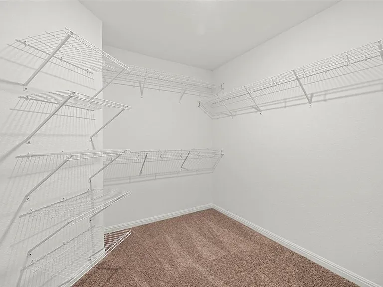 101 Fairfax Ln — Photo 19