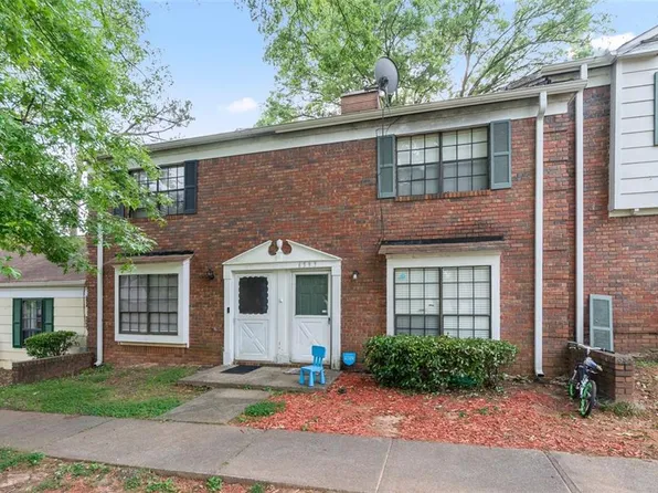 6595 Sleepy Hollow Ln, Morrow, GA 30260