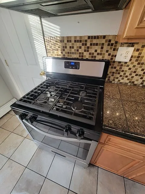 3 bed, $3,100 — Photo 4