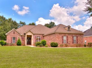 511 Cromwell Ave, Fairhope, AL 36532