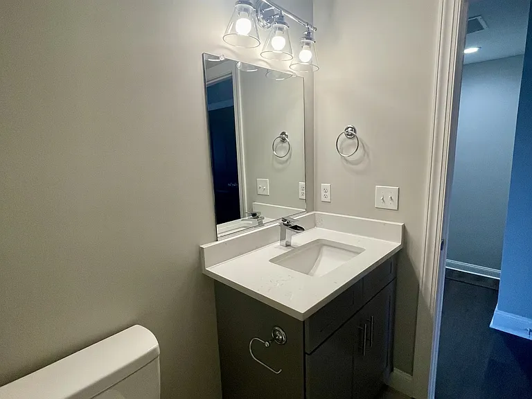 105 Emanuel Ct #1 — Photo 30