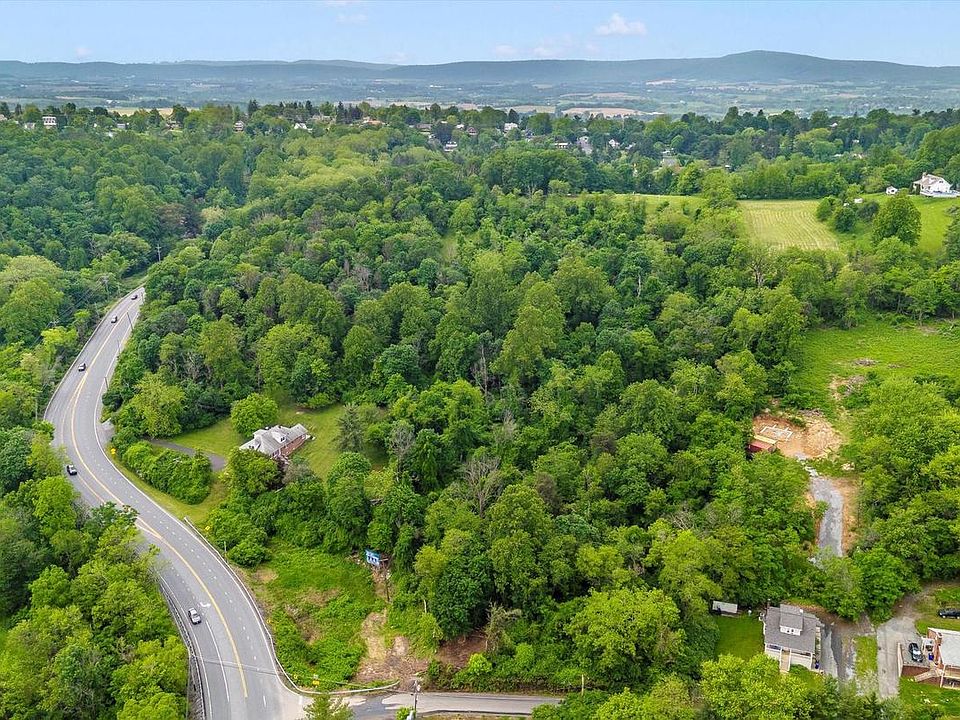 1st image of Edgemont Rd