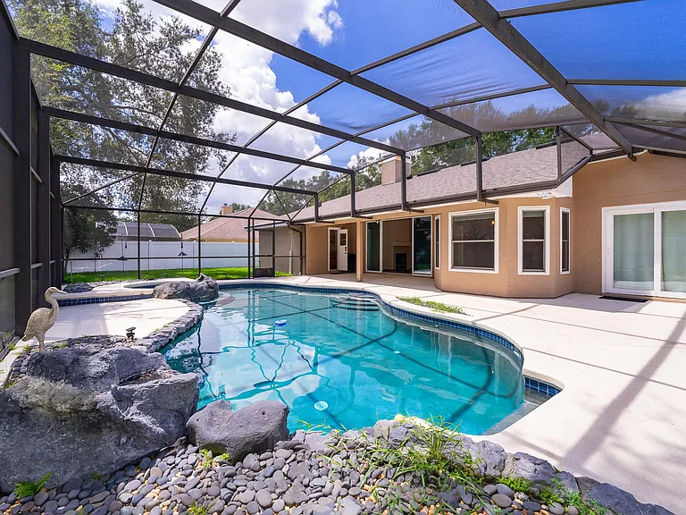 7709 Apple Tree Cir — Photo 14
