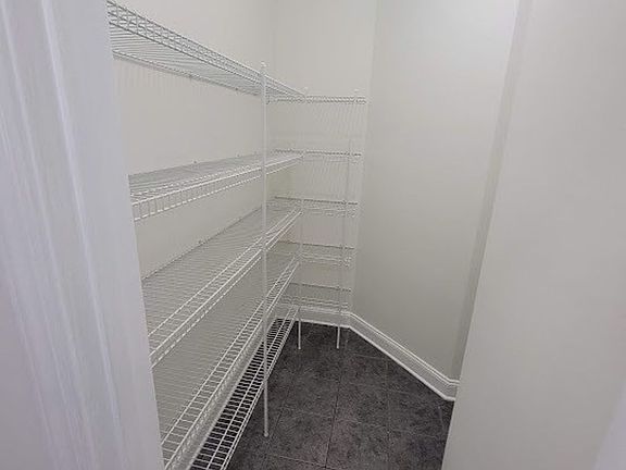 4th image of 116 Silverspring Pl